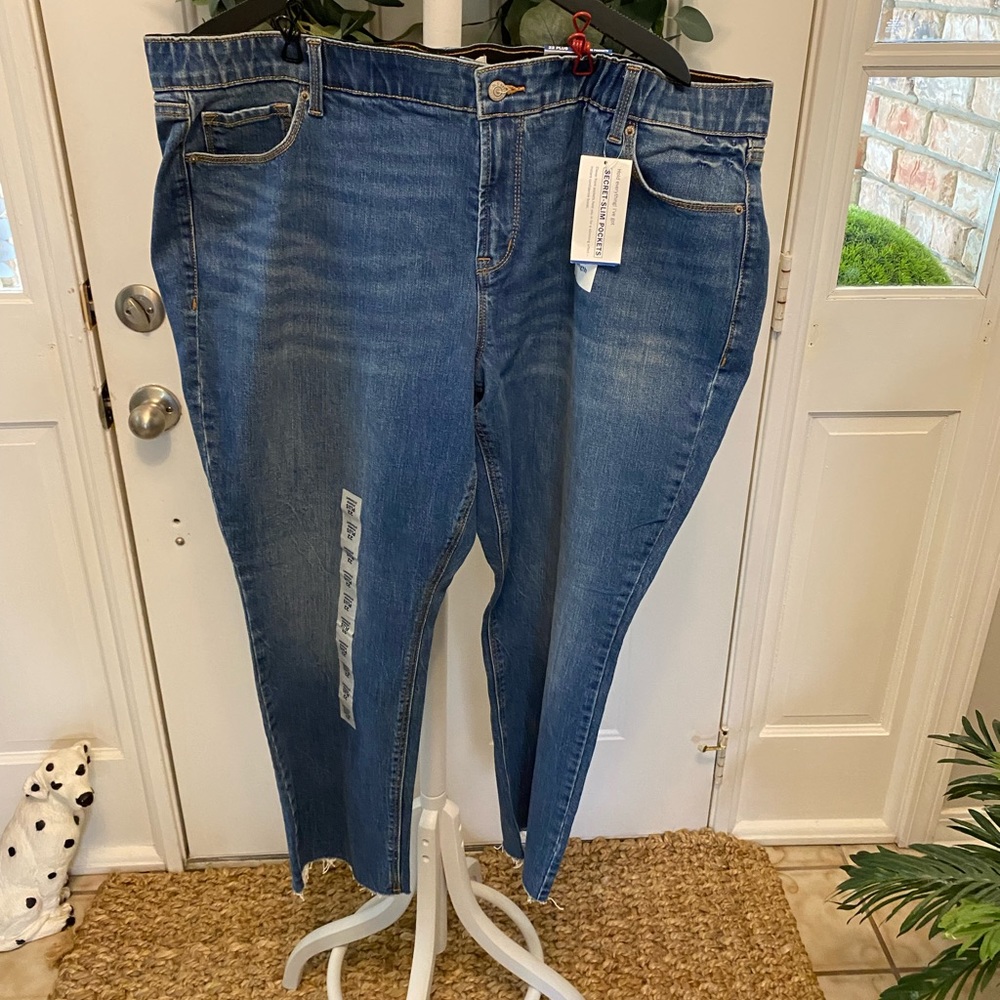Old Navy Power Slim Straight Jeans